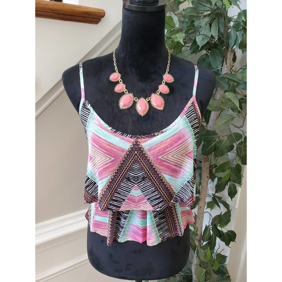 Bebe Women's Multicolor Round Neck Sleeveless Tiered Camisole Top Blouse Large - Picture 1 of 13